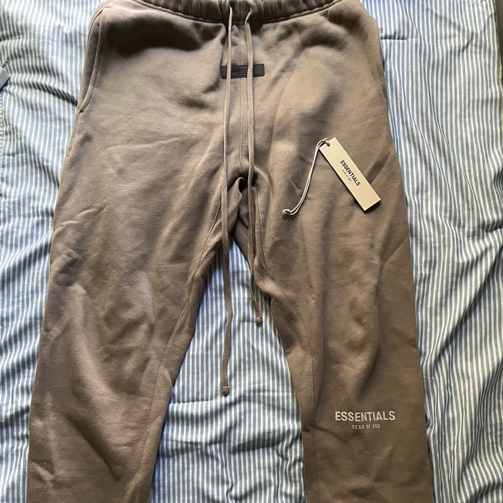 Fear Of God Essentials Sweatpants Desert Taup Size M